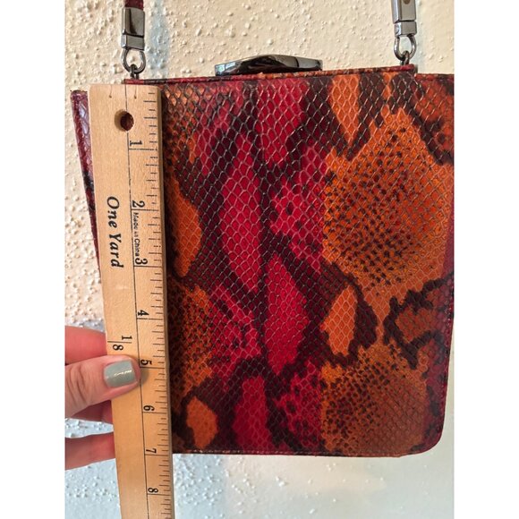 Vintage Lamarthe Italy Snake Print Leather Shoulder Bag Wine Metal Clasp Closure - Picture 6 of 13